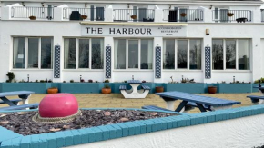 The Harbour Bar & Bistro